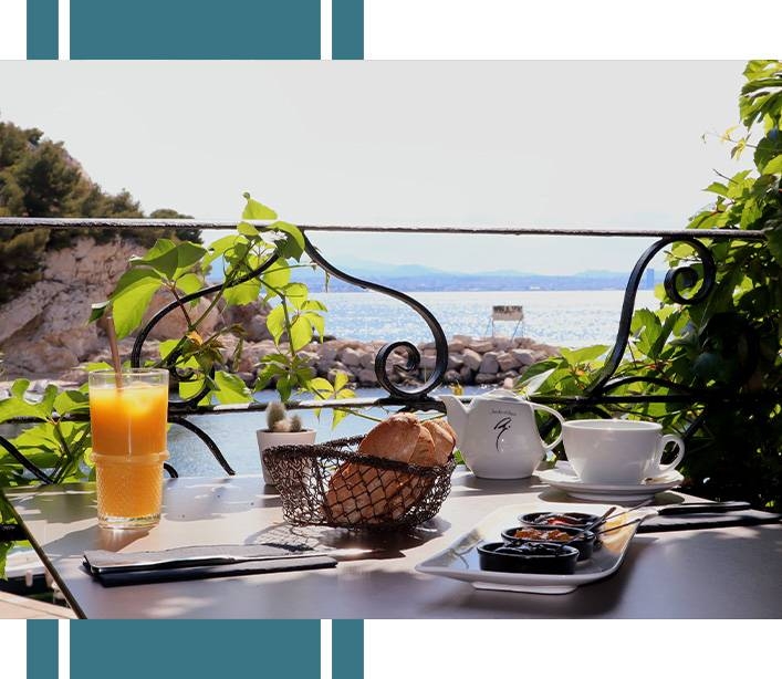 Le Restaurant - La Pergola - Restaurant Calanque de Niolon - bien manger LE ROVE